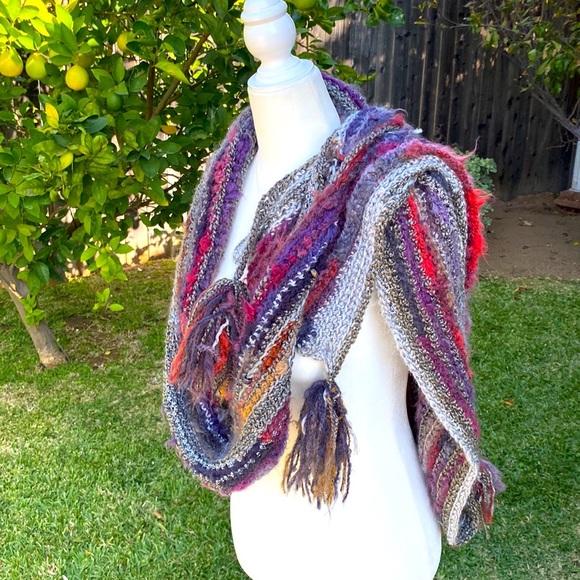 LONG RED GRAY SILVER PURPLE METALLIC SCARF - OVER 3 FEET LONG!!! WARM WI… - Picture 6 of 8
